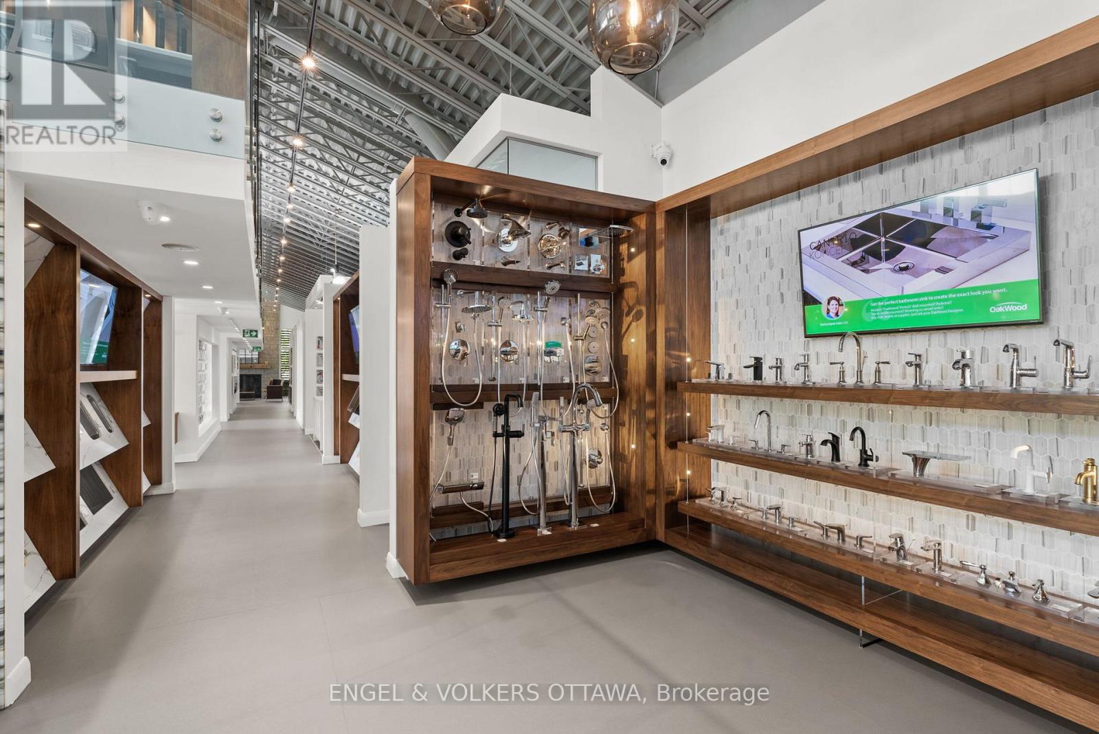 38 SYNERGY WAY, Ottawa. Luxury613. By Peter Sagos - Image 22