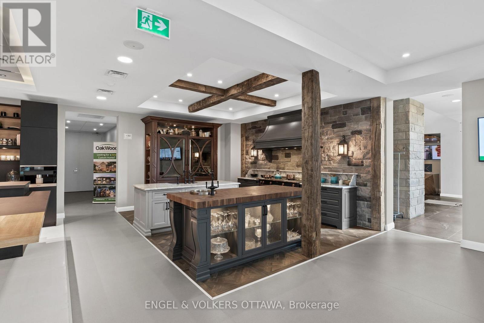 38 SYNERGY WAY, Ottawa. Luxury613. By Peter Sagos - Image 38
