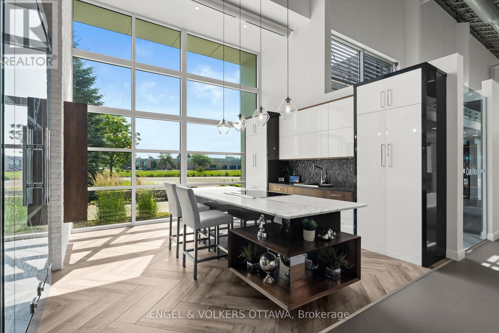 38 SYNERGY WAY, Ottawa. Luxury613. By Peter Sagos - Image 35
