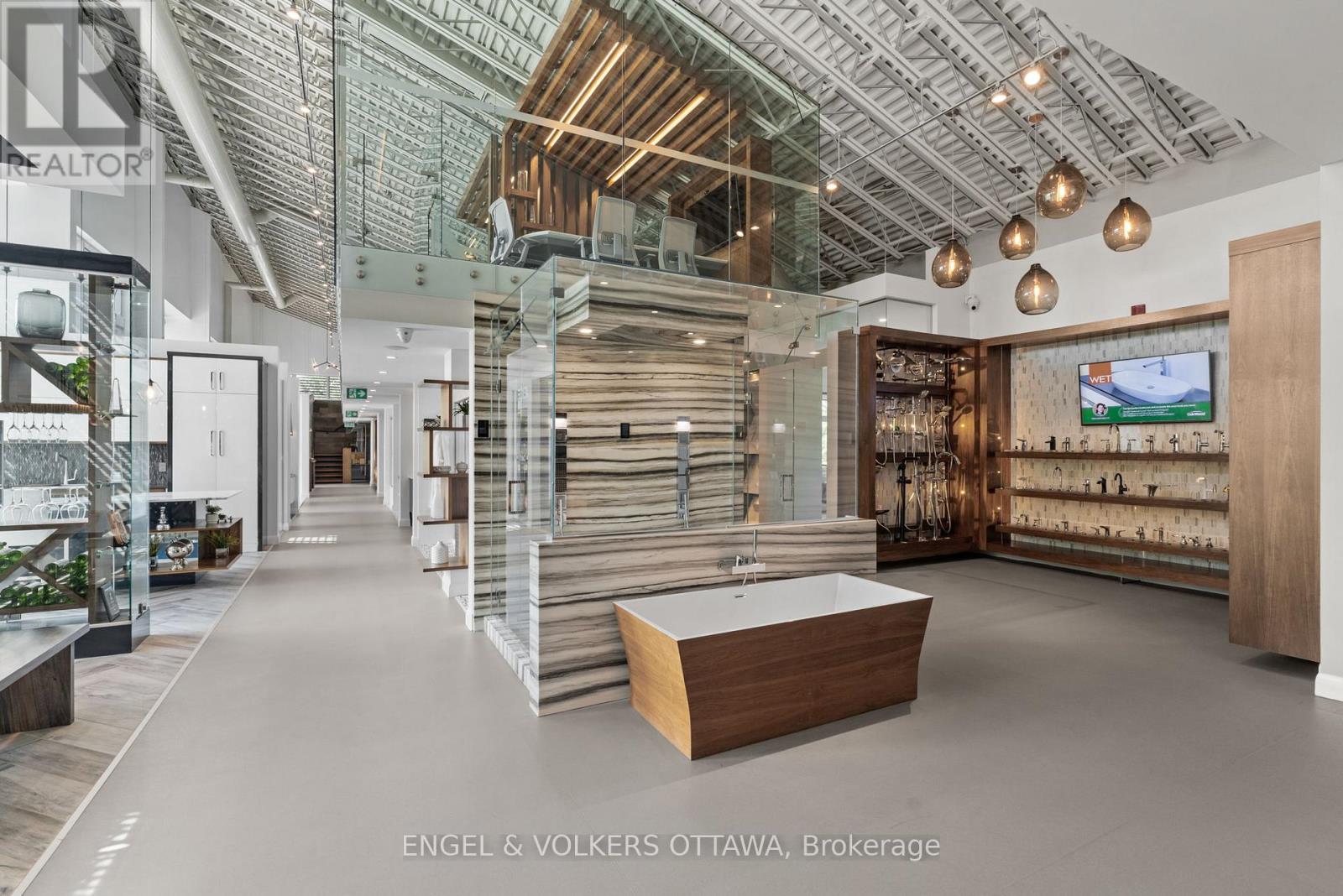 38 SYNERGY WAY, Ottawa. Luxury613. By Peter Sagos - Image 36