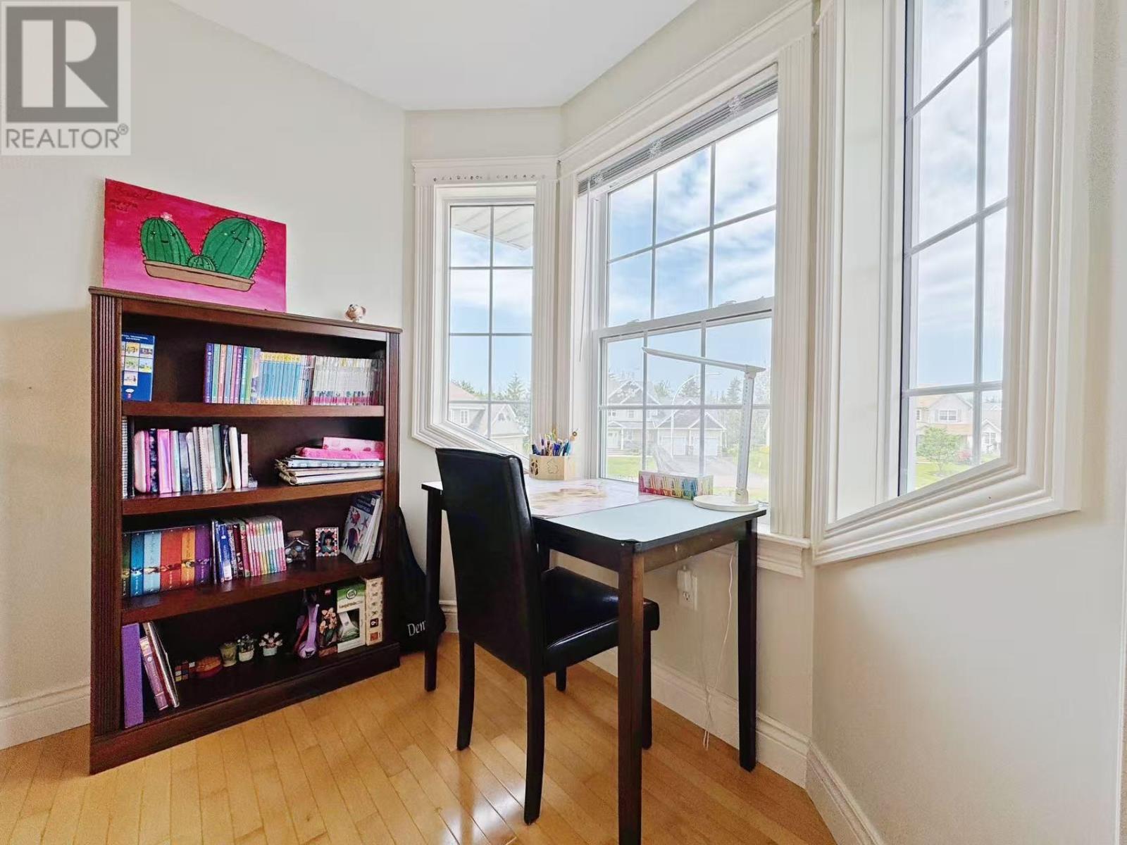 10 Eli Court E - 17
