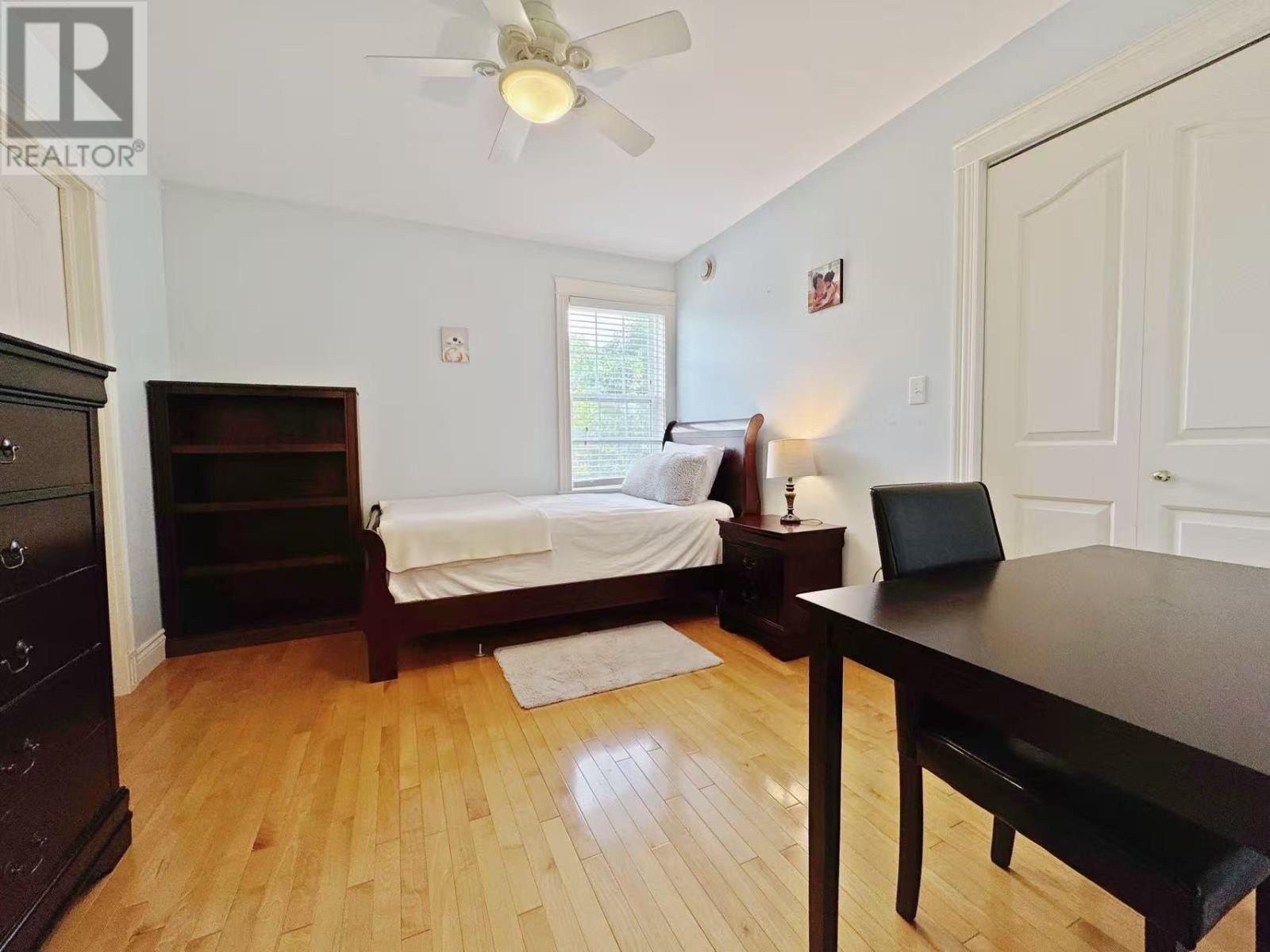 10 Eli Court E - 19