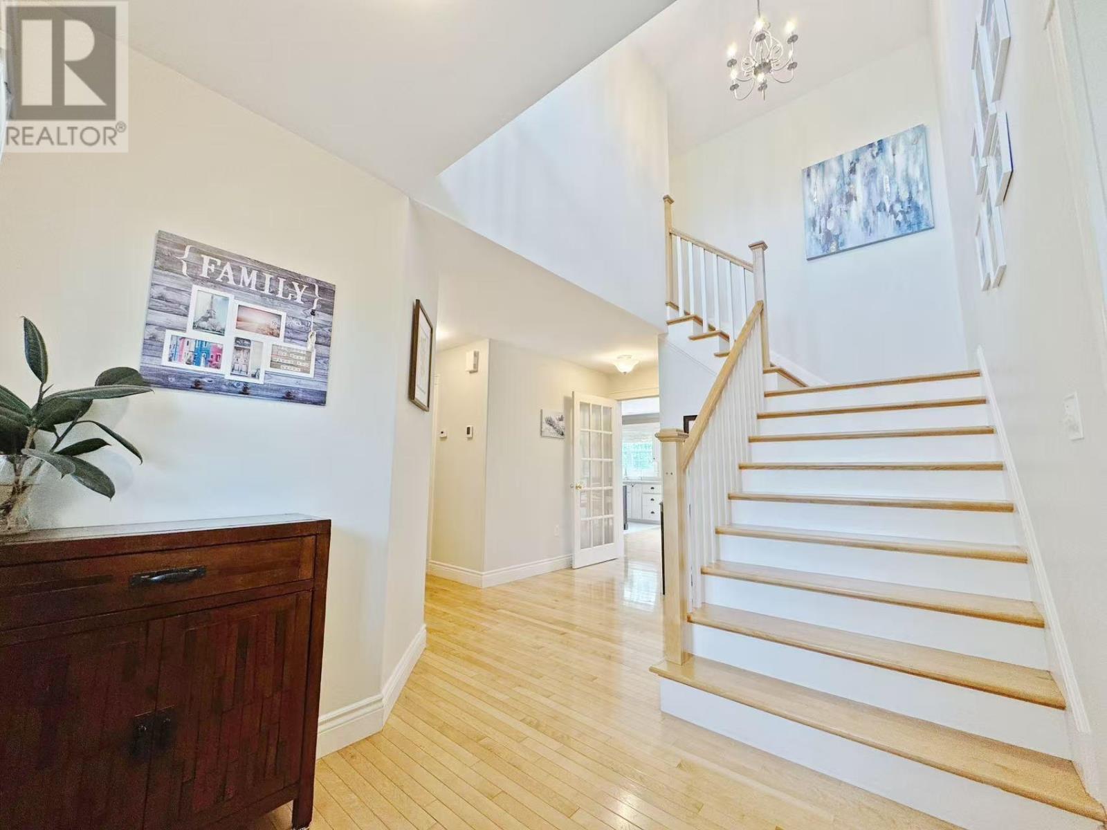 10 Eli Court E - 2
