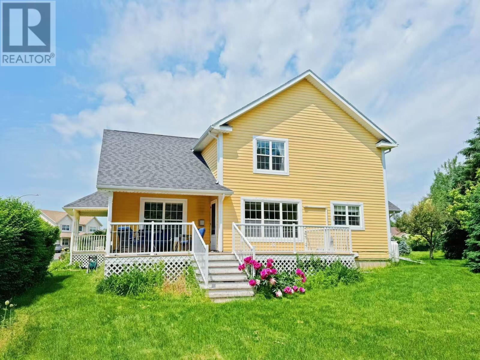 10 Eli Court E - 23