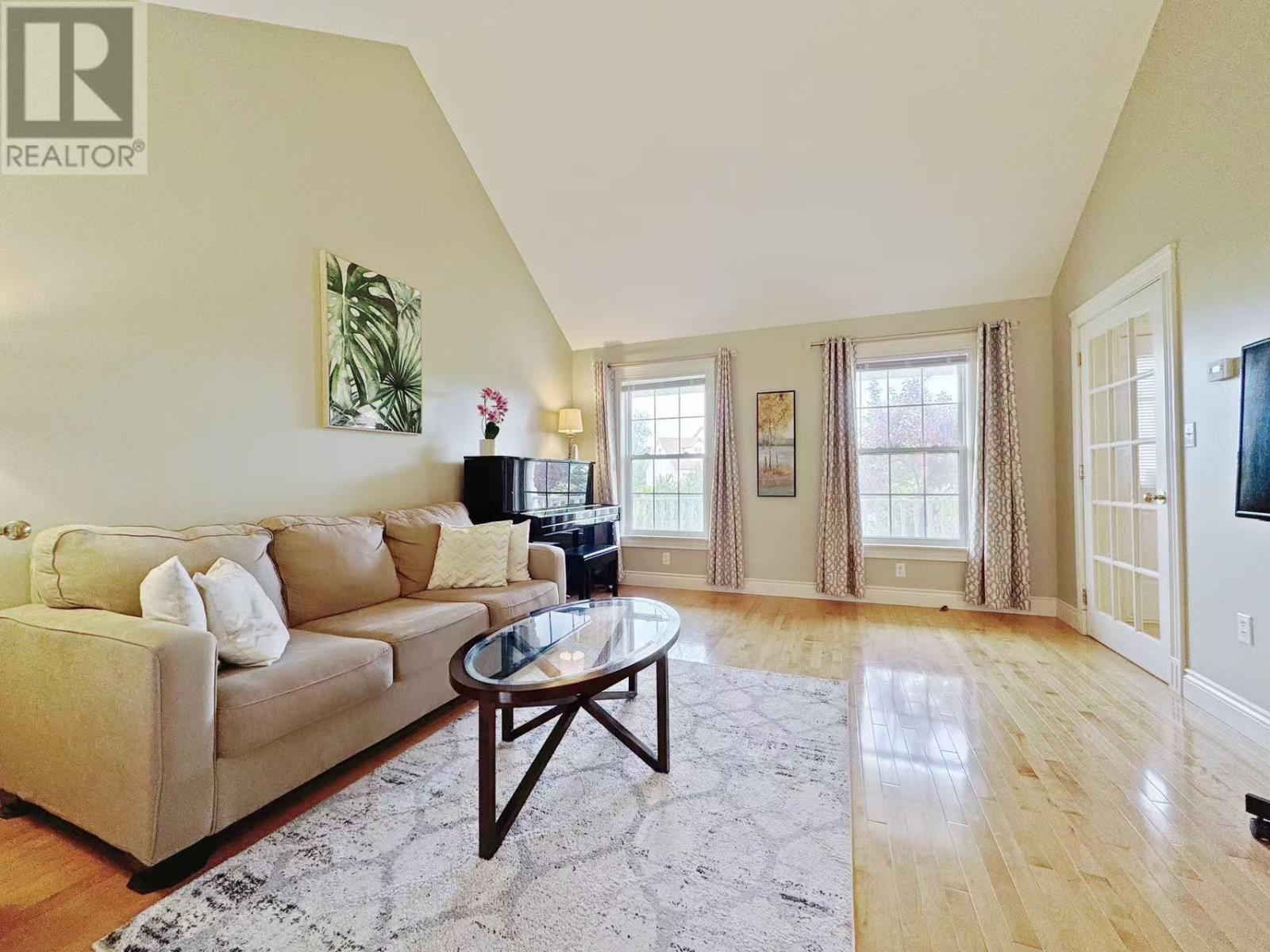 10 Eli Court E - 5