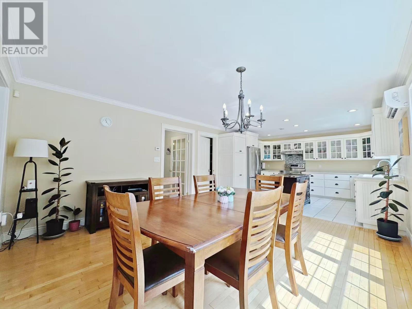 10 Eli Court E - 8
