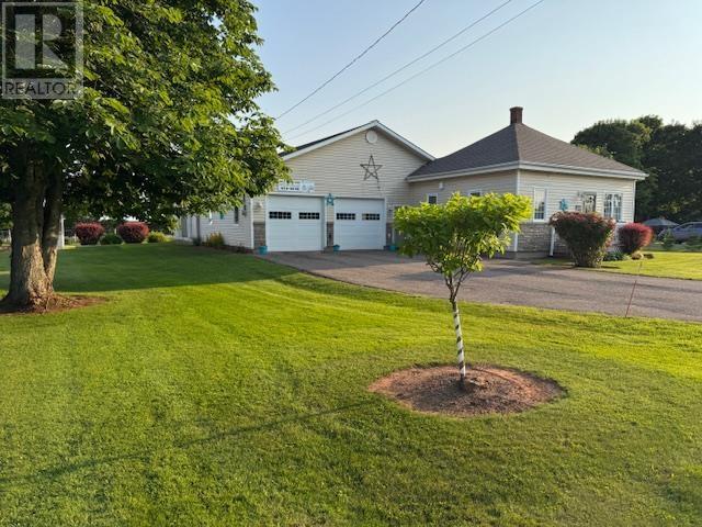 76 BAYVIEW Drive - 1