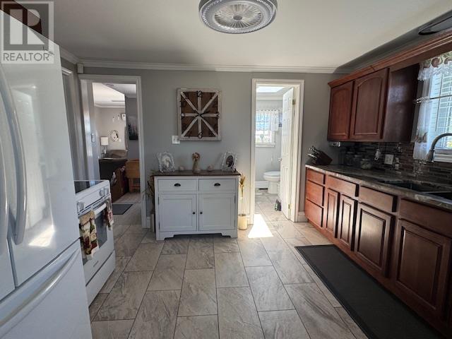 76 BAYVIEW Drive - 11