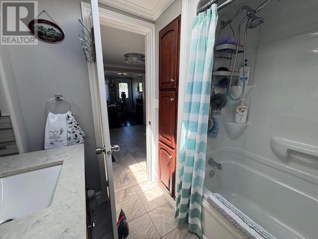 76 BAYVIEW Drive - 13