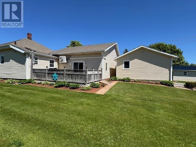 76 BAYVIEW Drive - 2