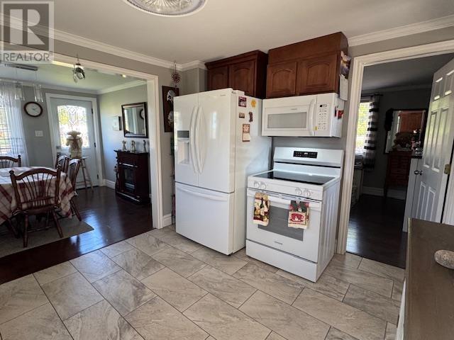 76 BAYVIEW Drive - 7