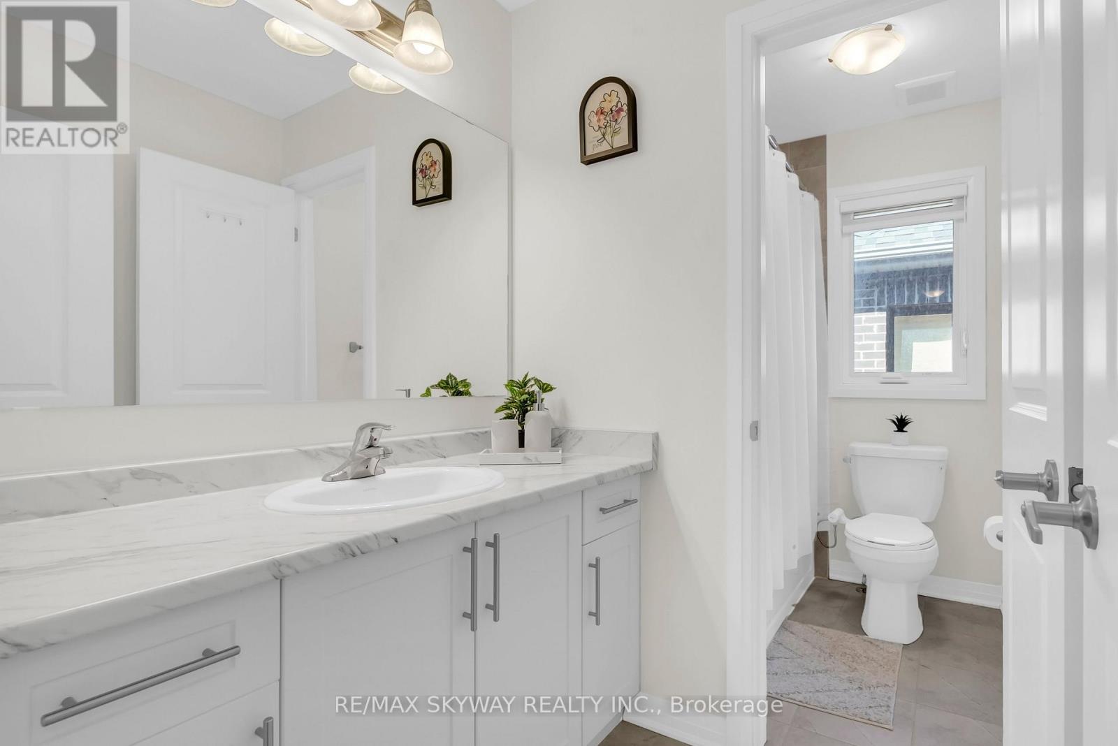16 TYLER AVENUE - 39