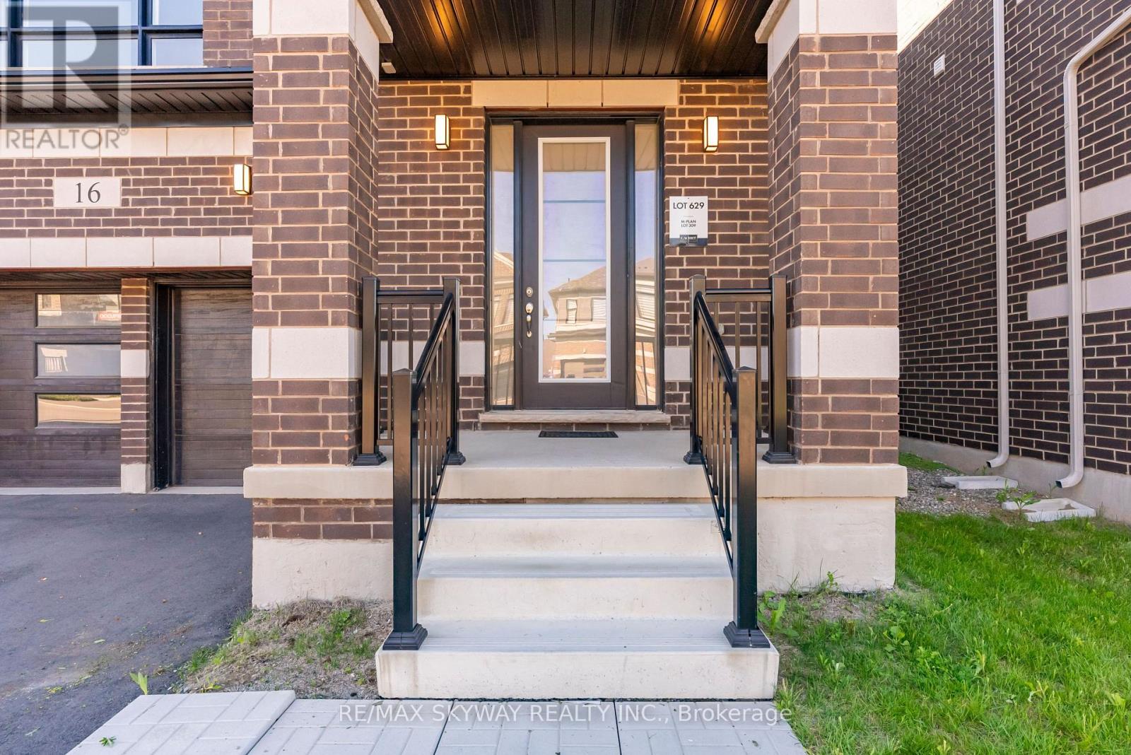 16 TYLER AVENUE - 4