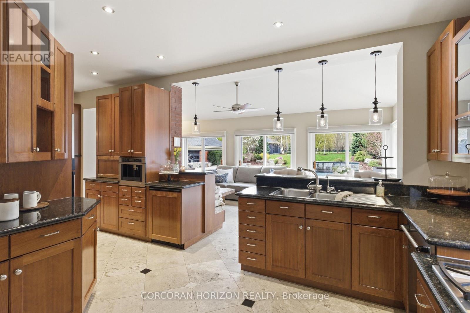 18 BRANT ROAD N - 14