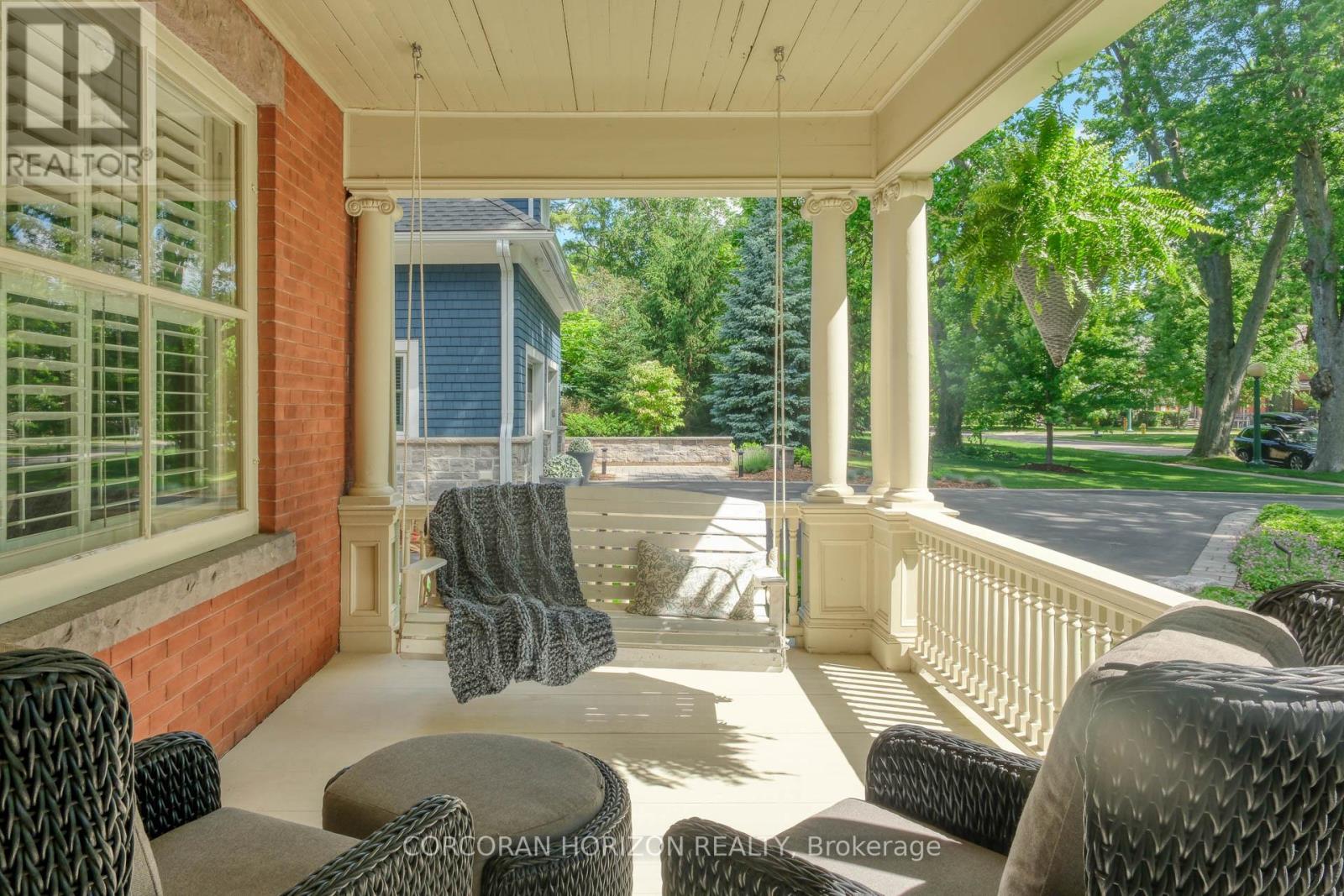 18 BRANT ROAD N - 5