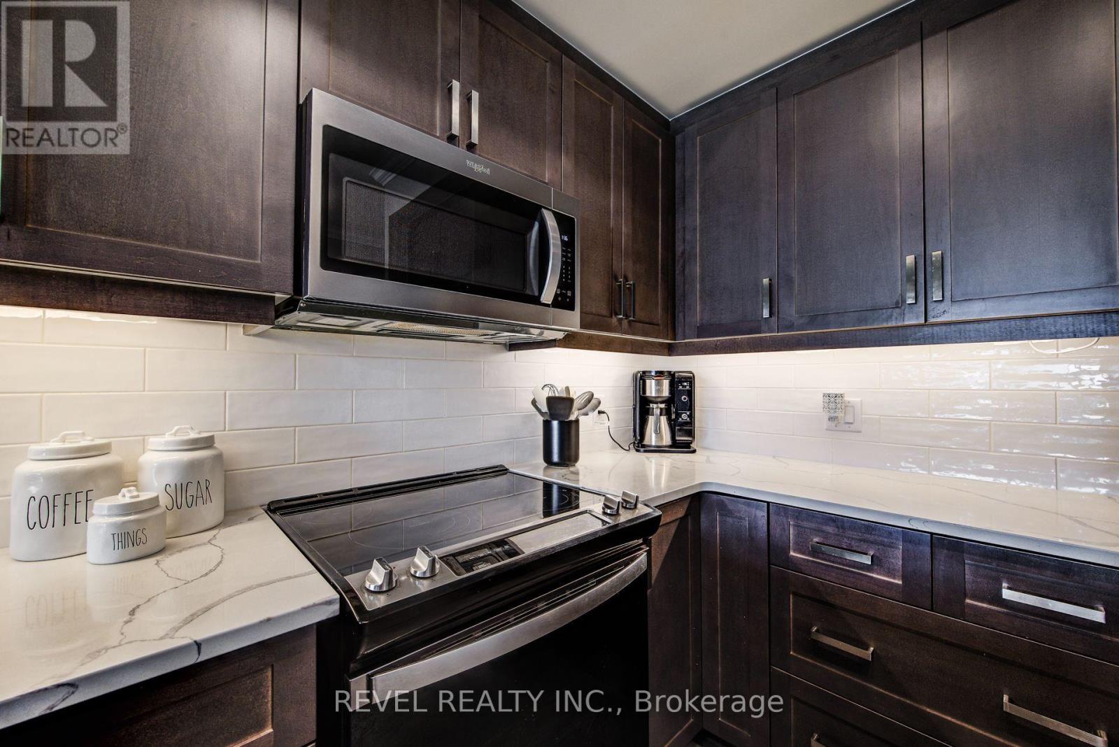 #1109 1880 GORDON STREET - 12