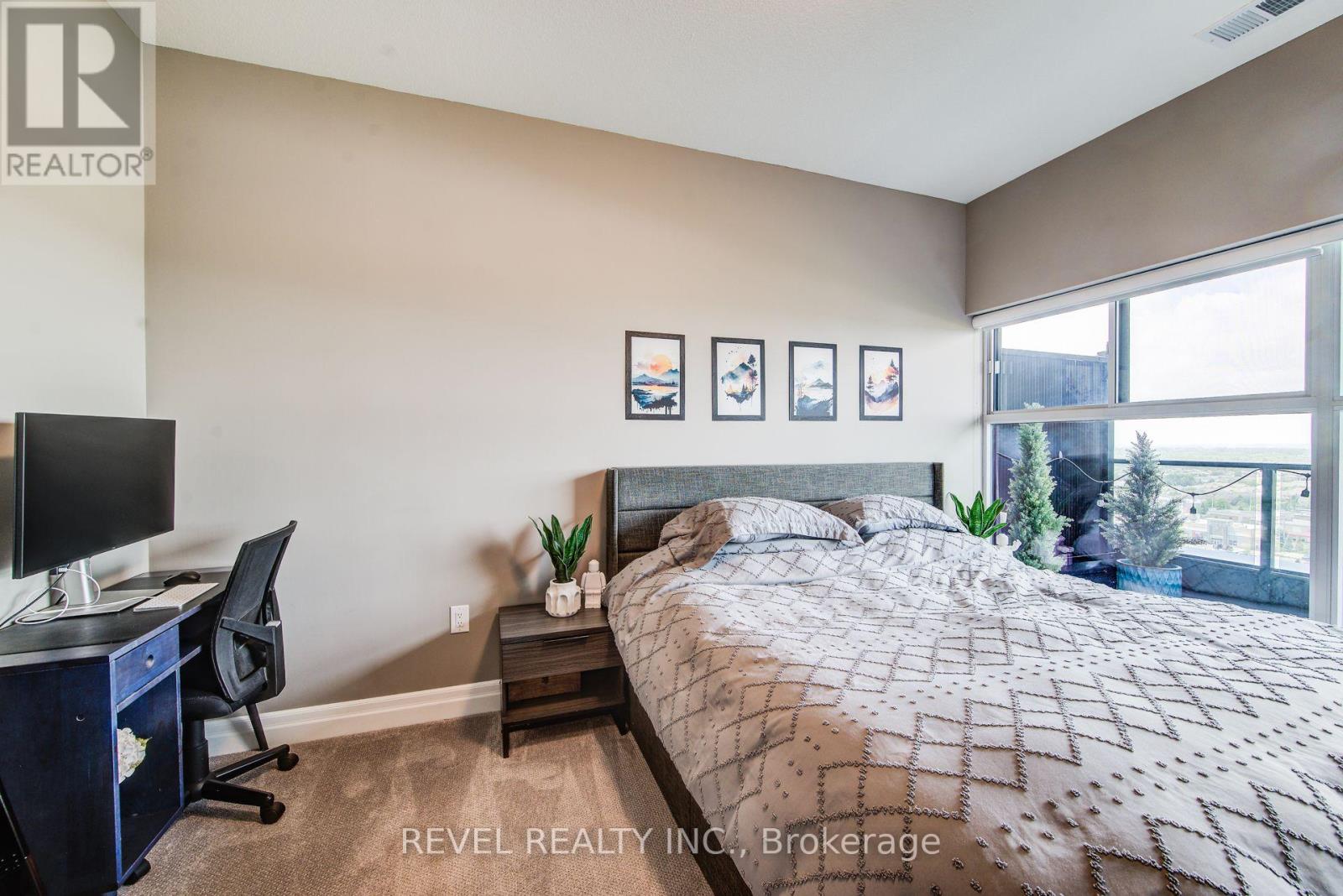#1109 1880 GORDON STREET - 28