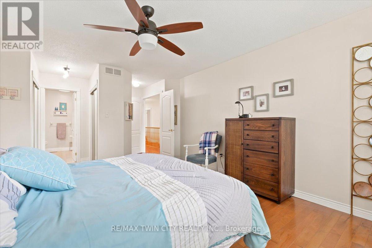 #14 75 BEASLEY CRESCENT - 23