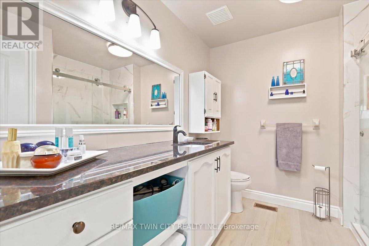 #14 75 BEASLEY CRESCENT - 25