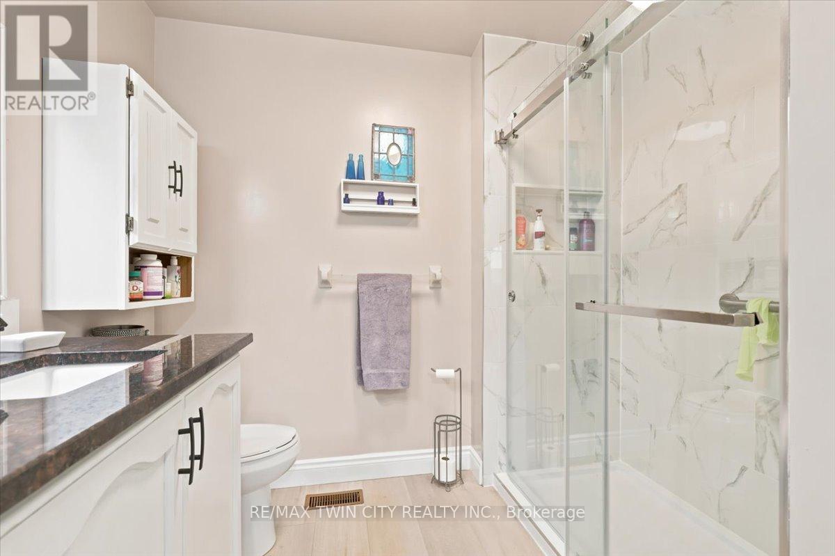 #14 75 BEASLEY CRESCENT - 26