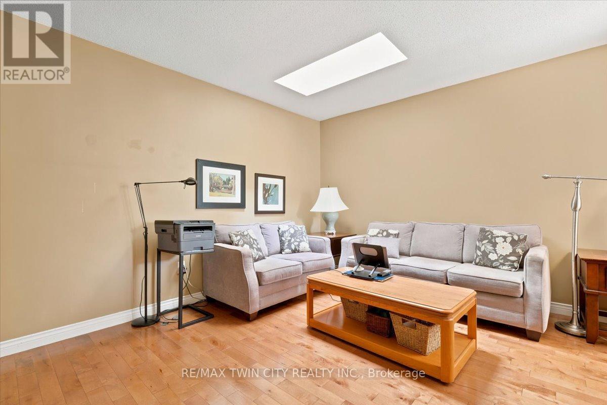 #14 75 BEASLEY CRESCENT - 30