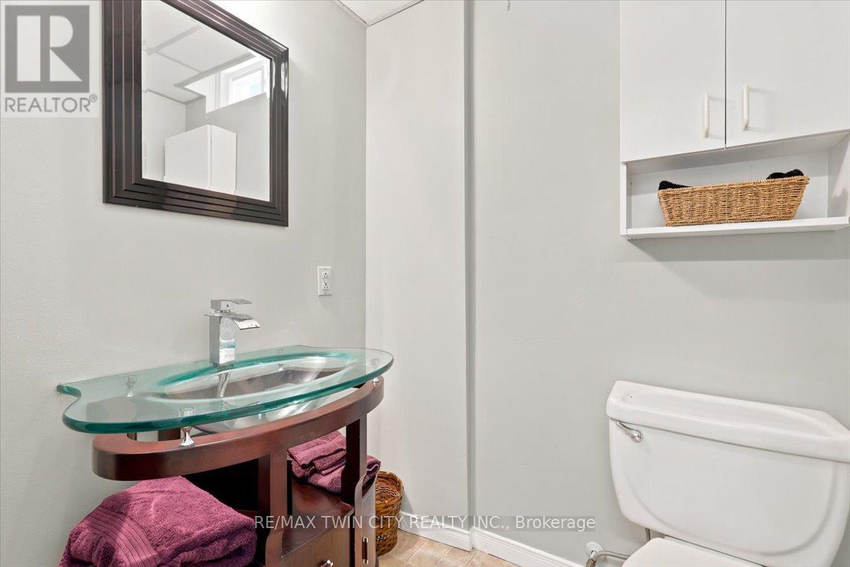 #14 75 BEASLEY CRESCENT - 38