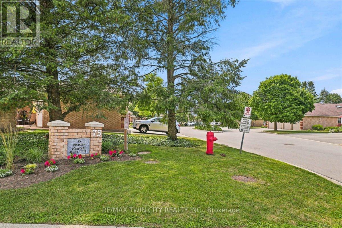 #14 75 BEASLEY CRESCENT - 8