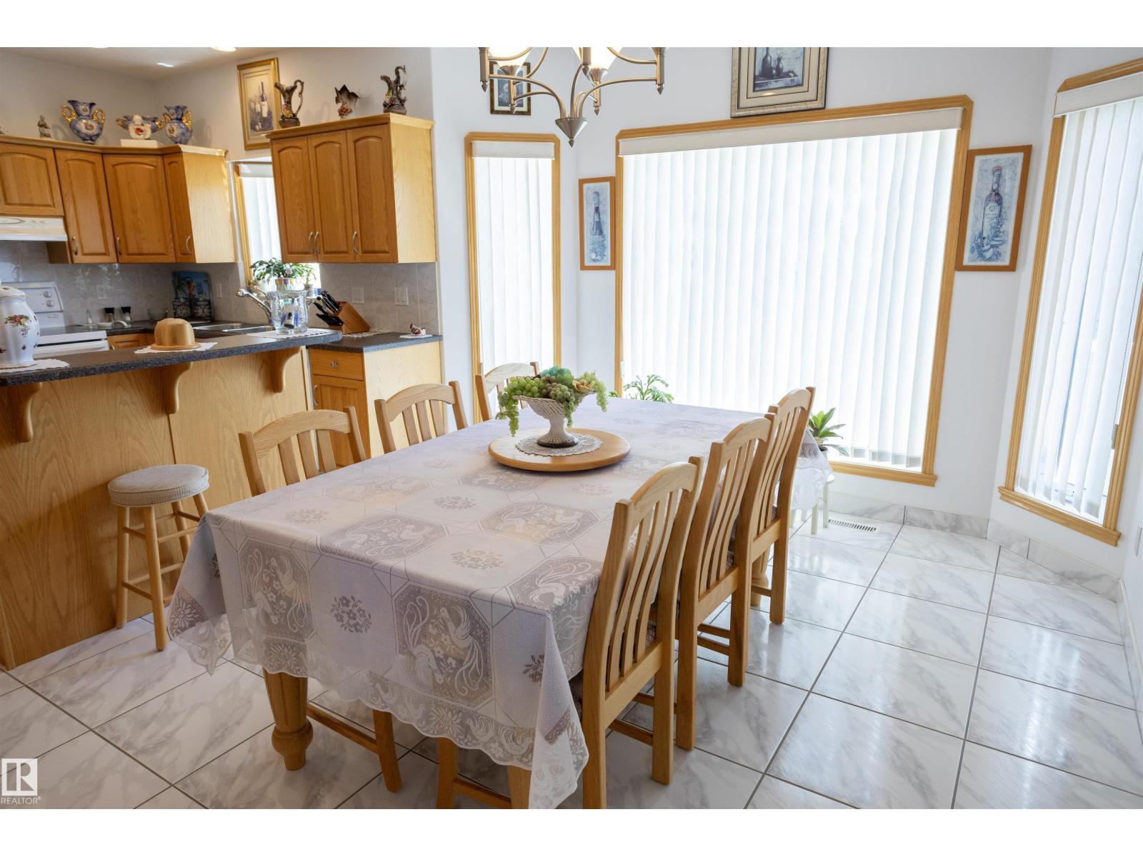 6407 163 AV NW - 13