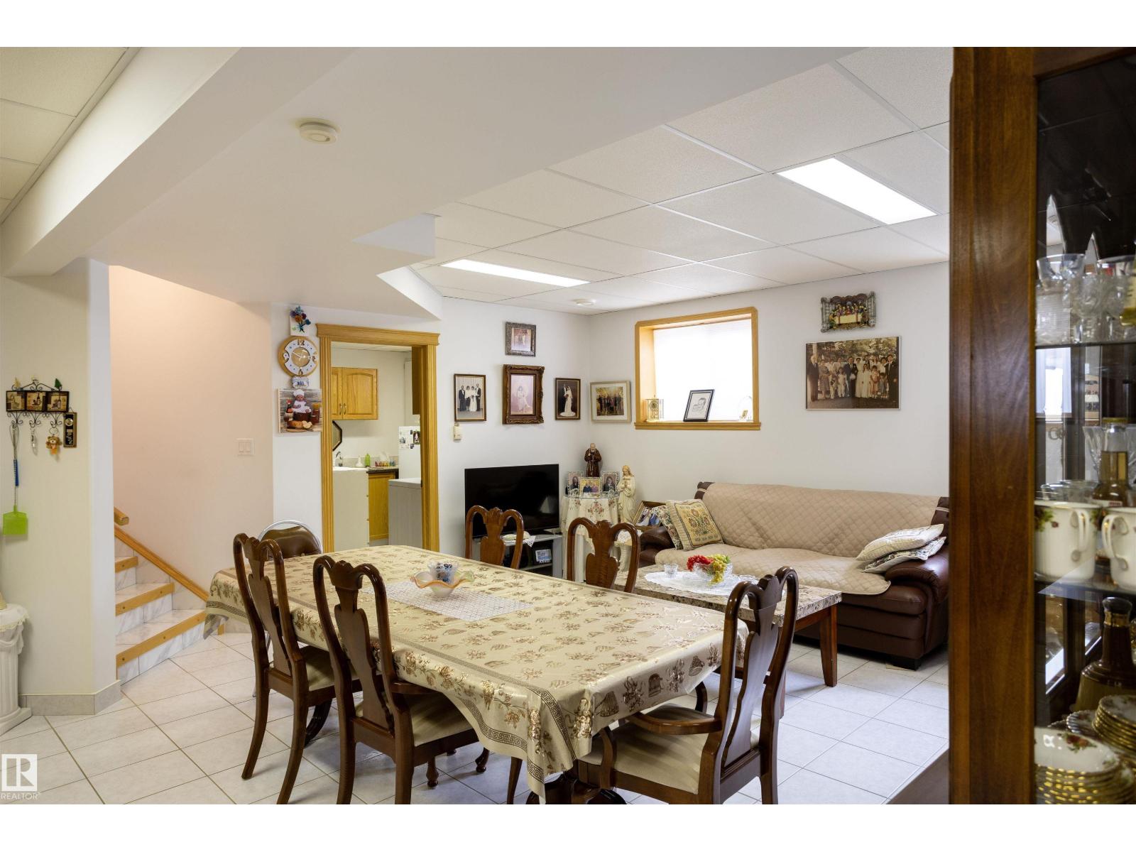 6407 163 AV NW - 39