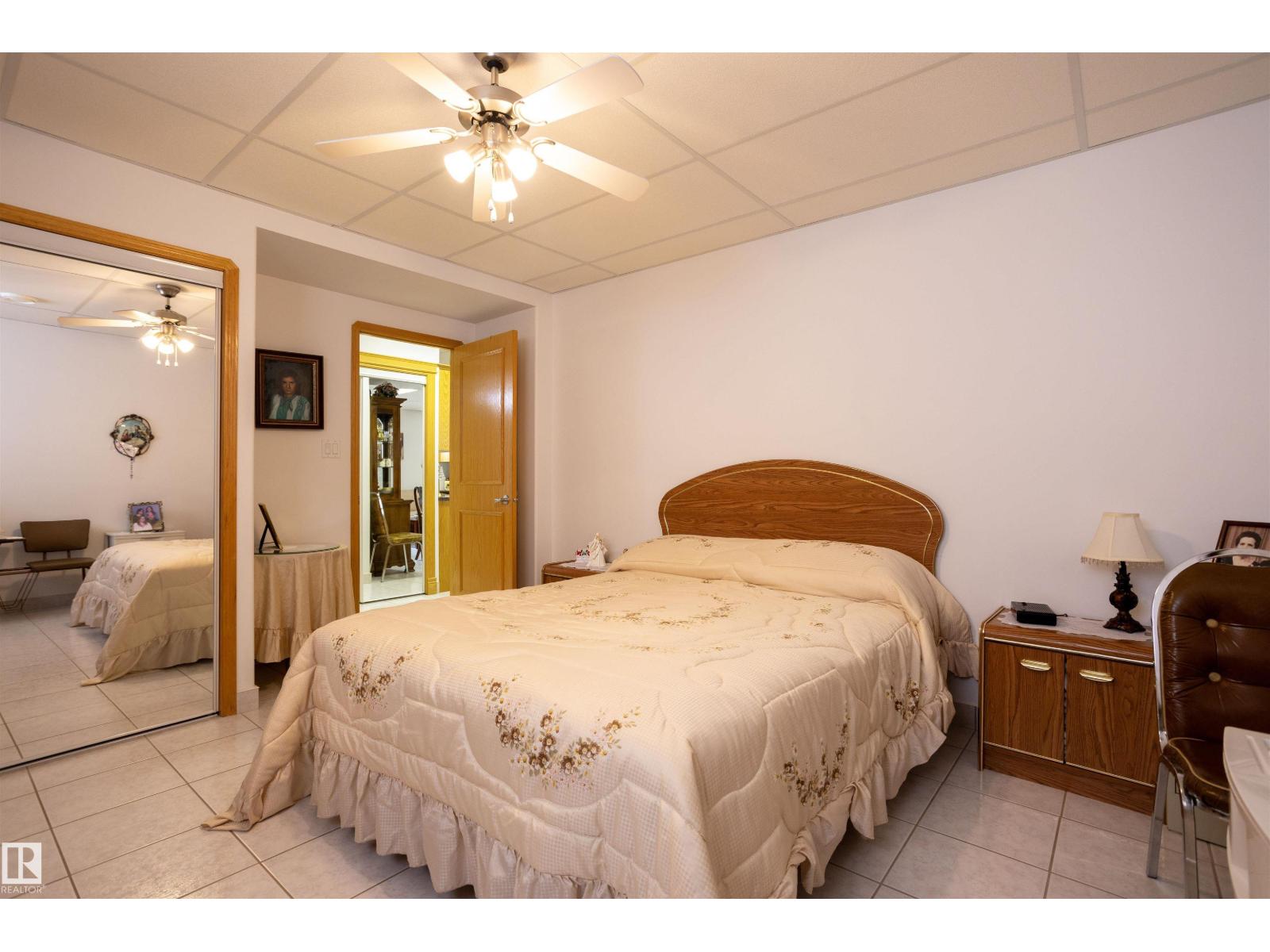 6407 163 AV NW - 45