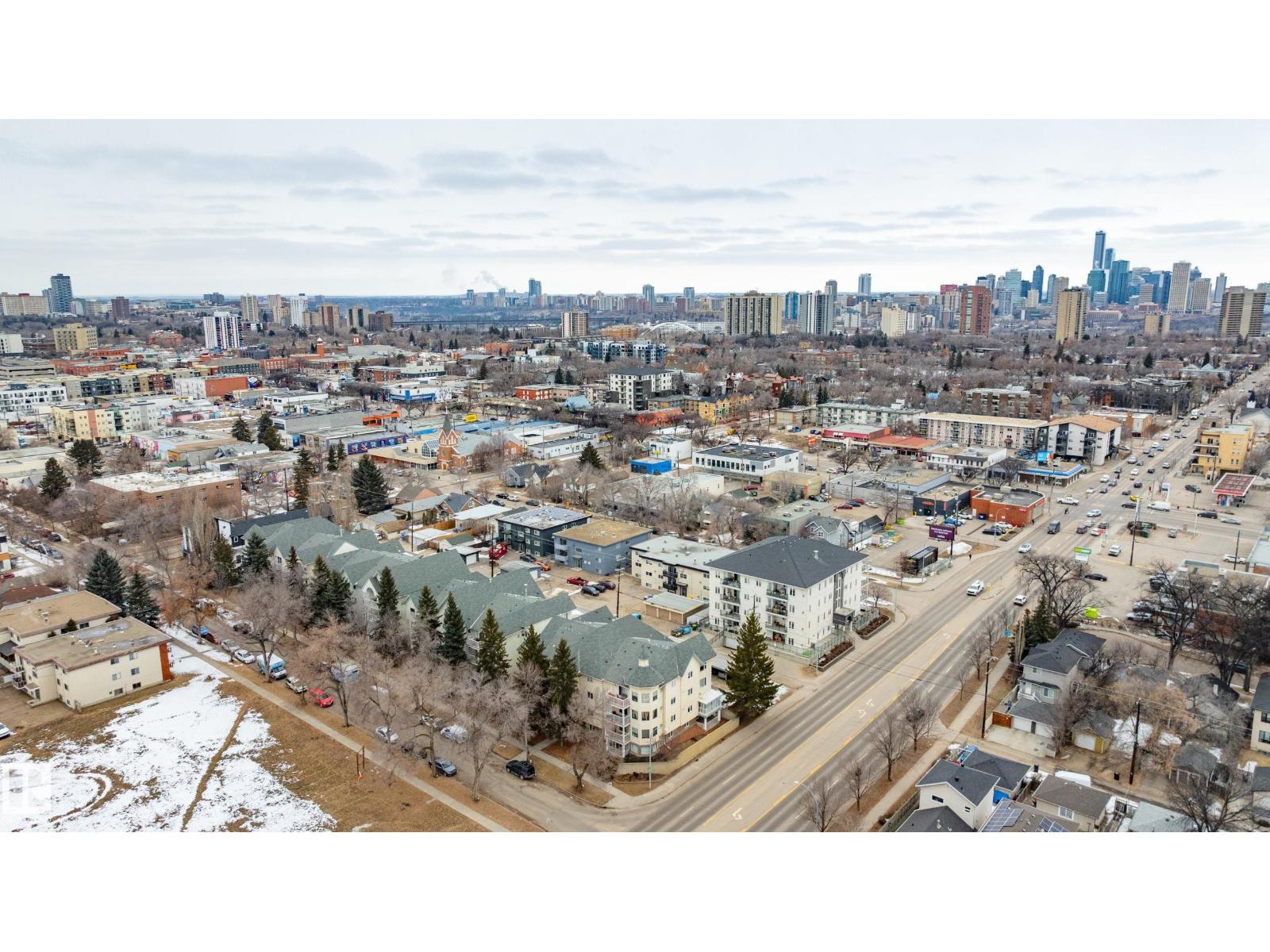 #25 9926 80 AV NW - 54