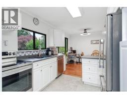 1276 Sayward Rd, Sayward, BC V0P1R0 Photo 12