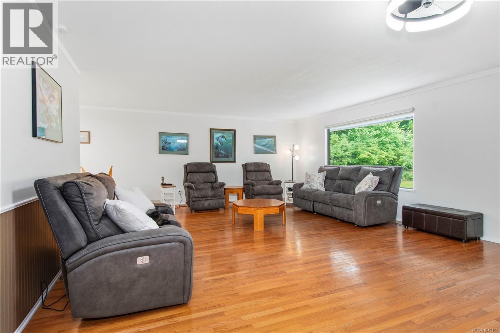 1276 Sayward Rd - 6