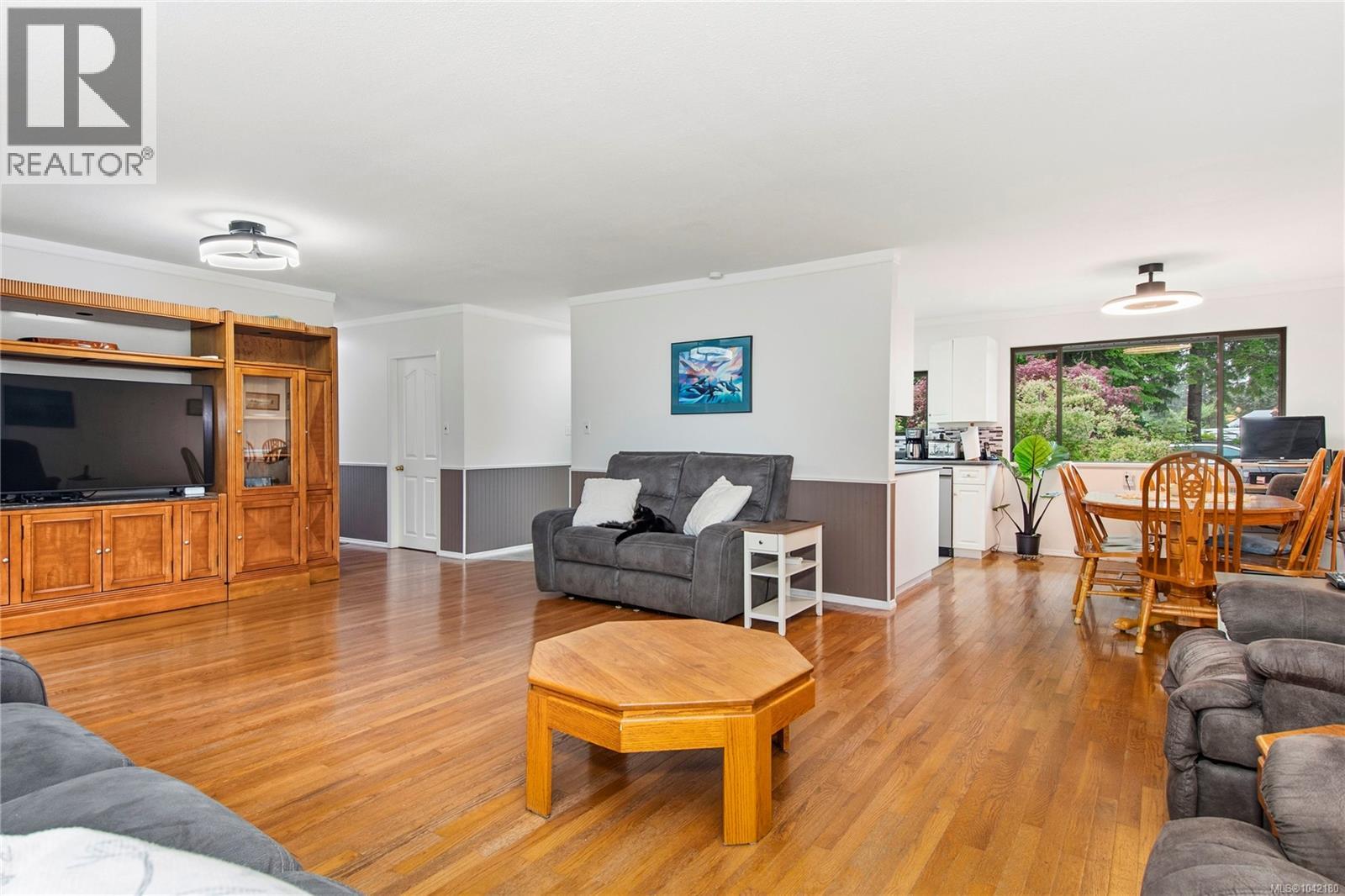 1276 Sayward Rd - 8