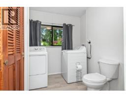 1276 Sayward Rd, Sayward, BC V0P1R0 Photo 18