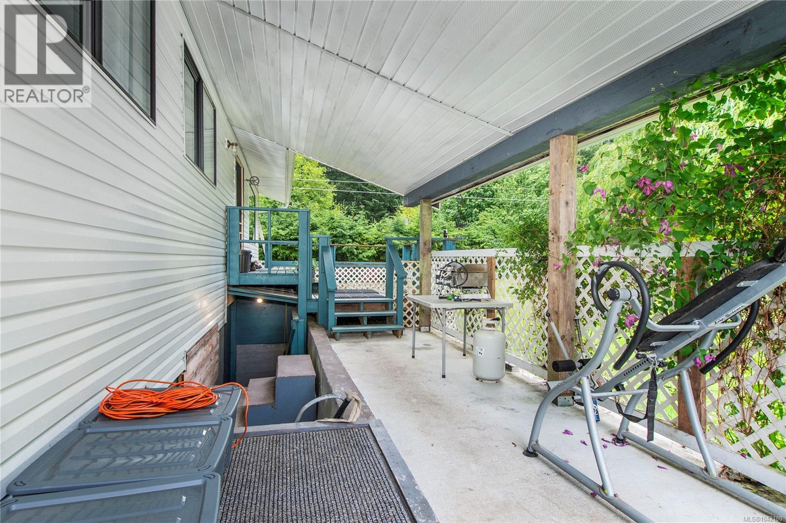 1276 Sayward Rd - 28