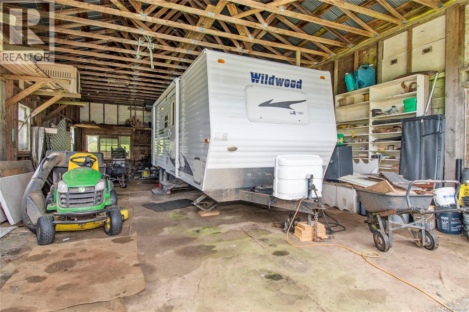 1276 Sayward Rd - 33