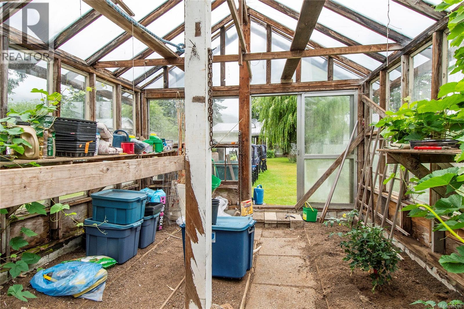 1276 Sayward Rd - 36