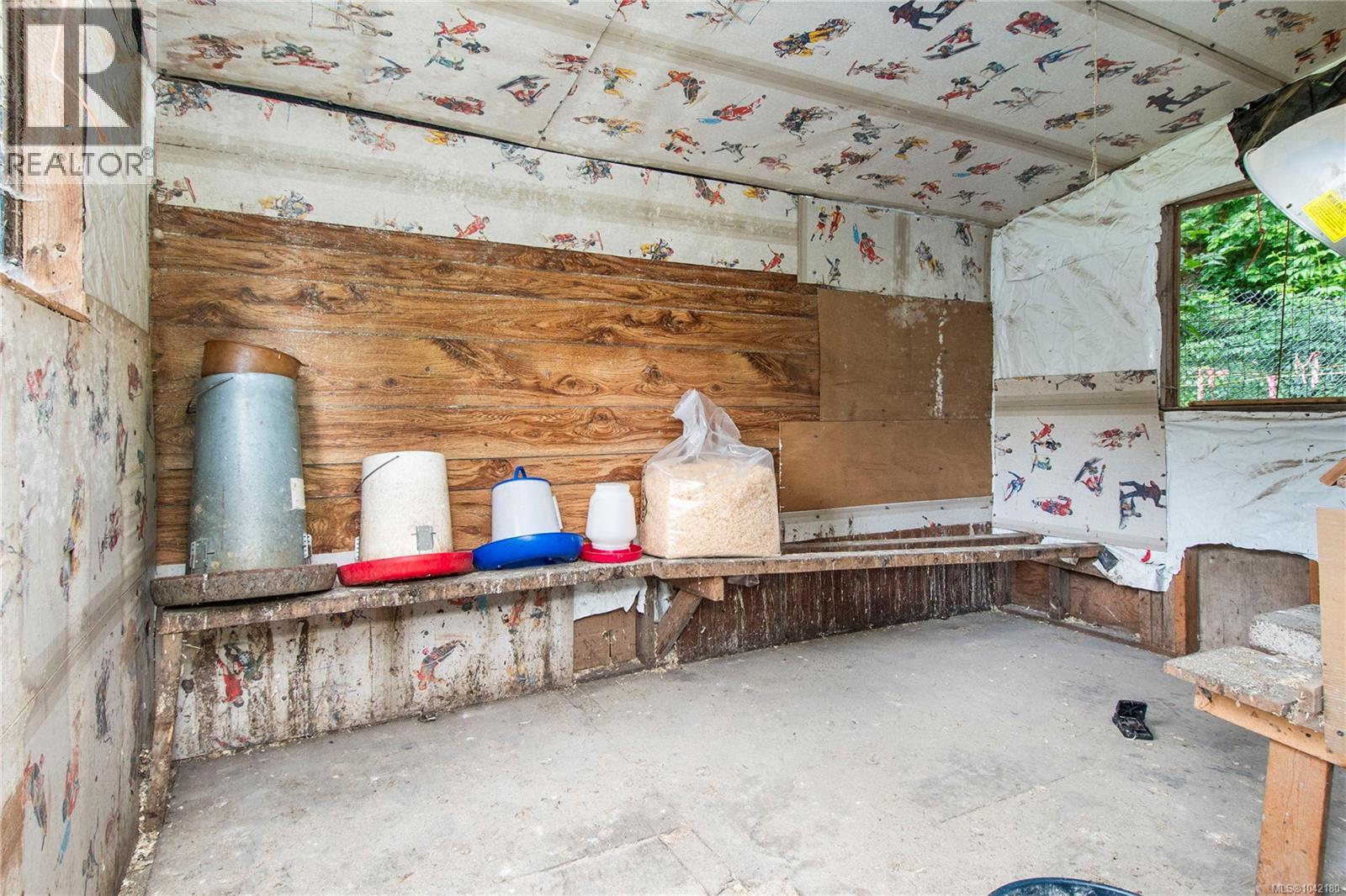 1276 Sayward Rd - 39