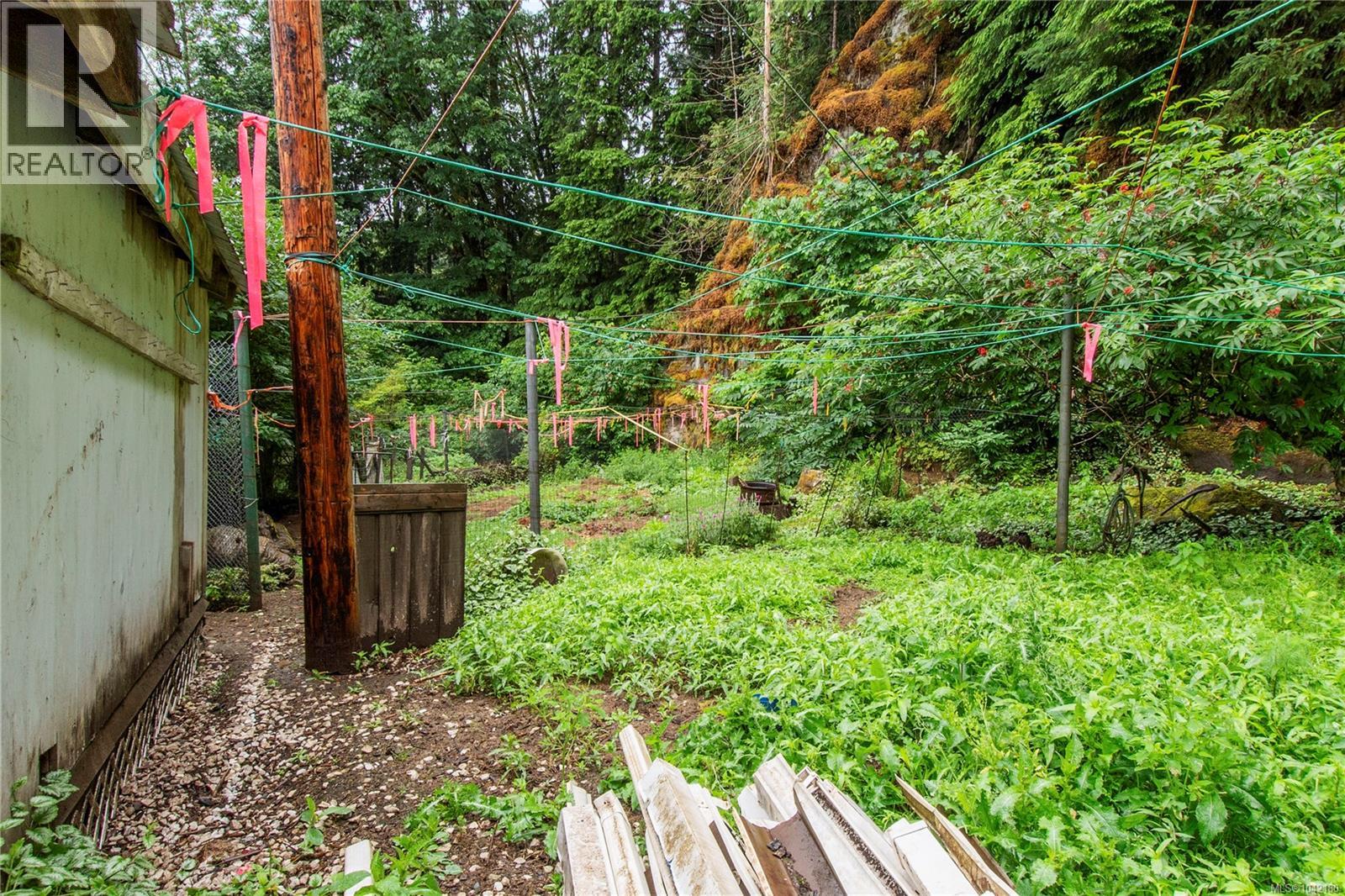 1276 Sayward Rd - 57