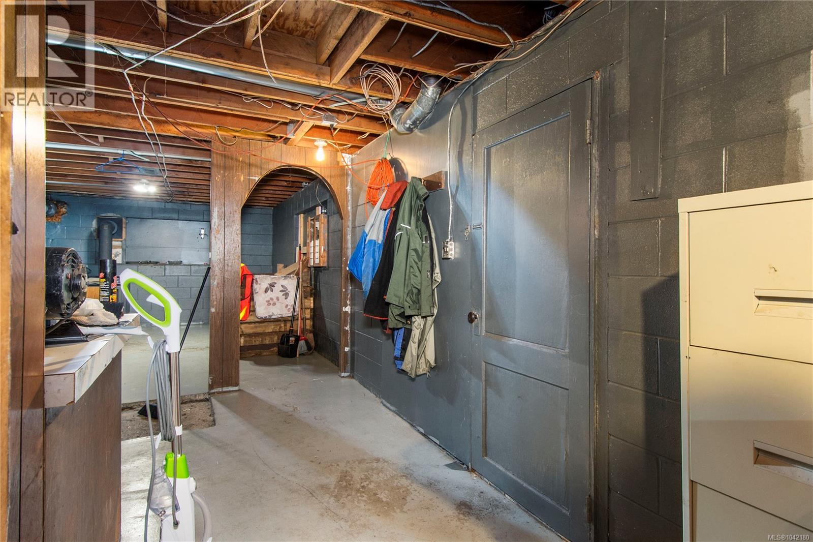 1276 Sayward Rd - 45