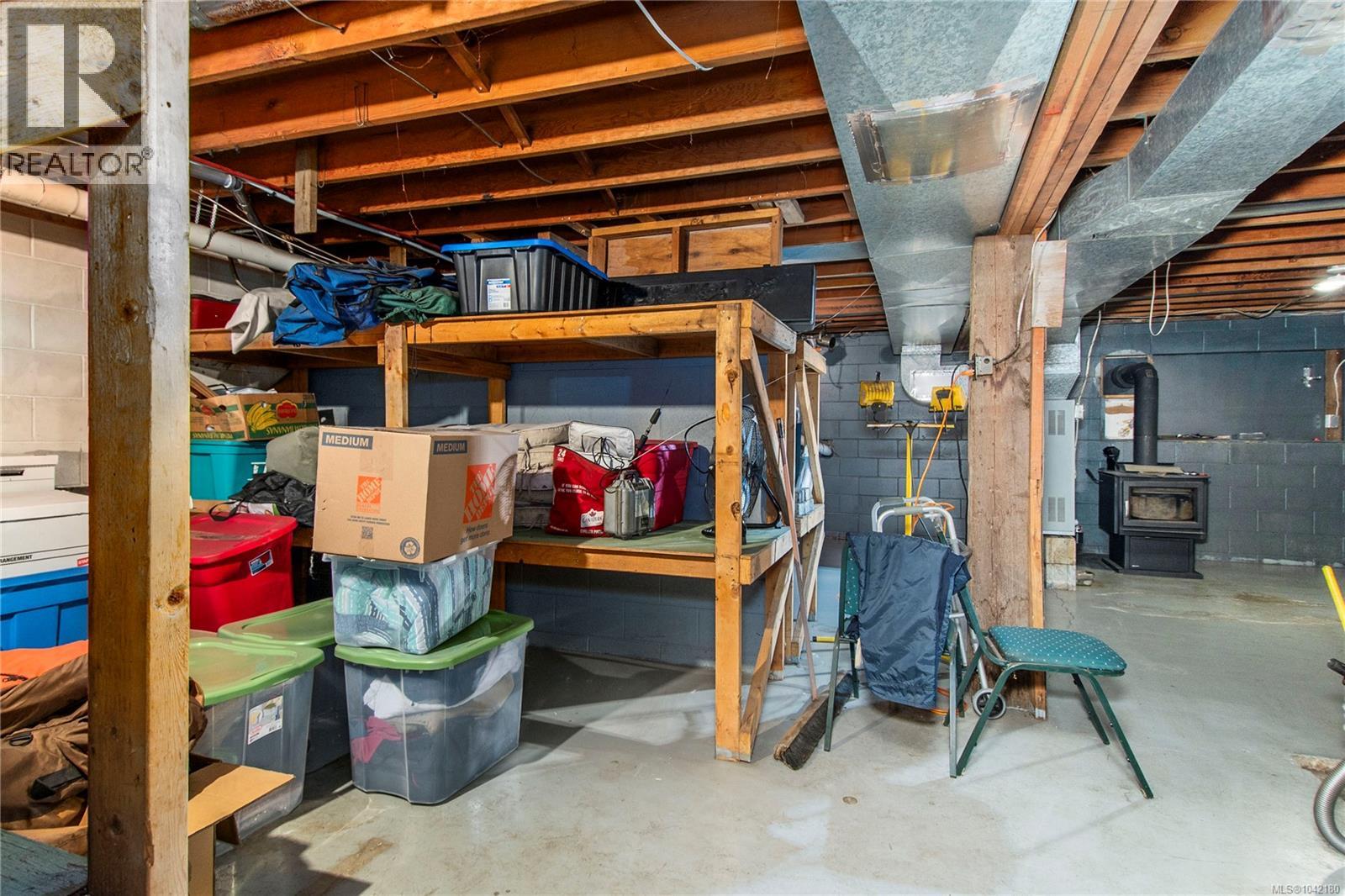 1276 Sayward Rd - 48