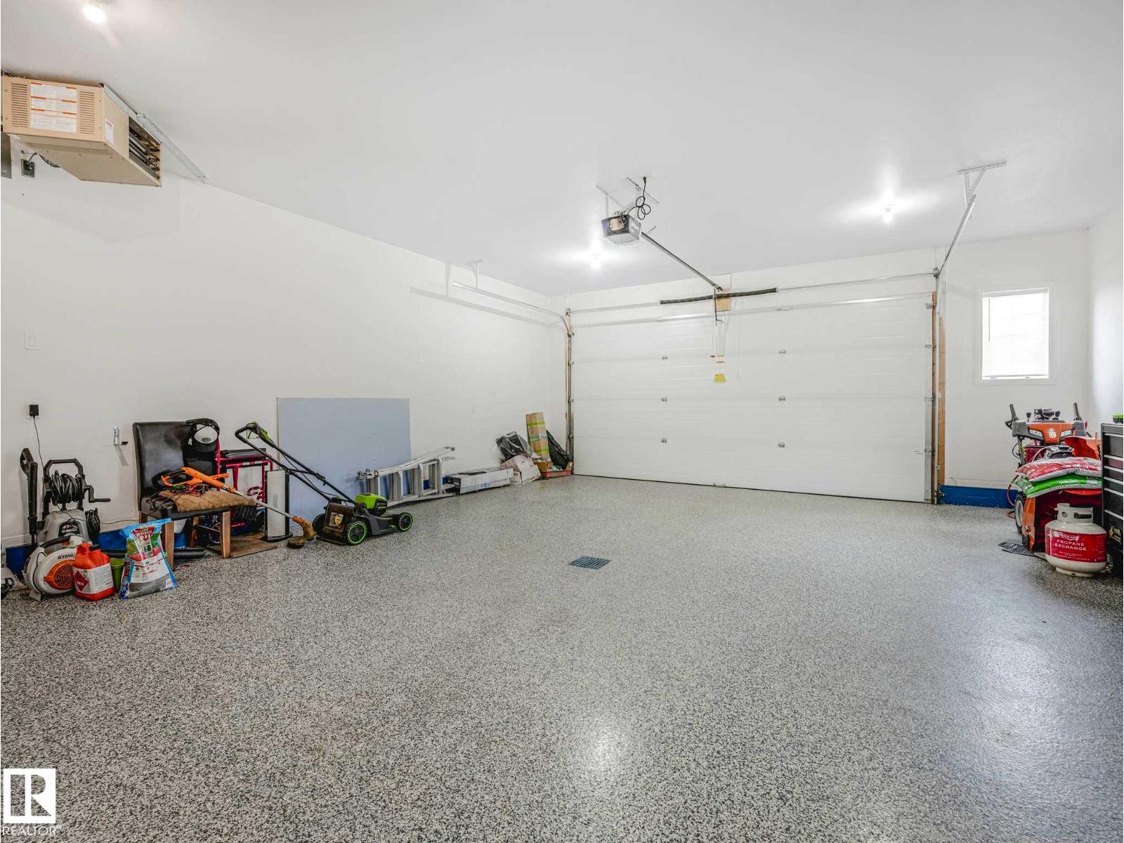 16 WADE AV - 50