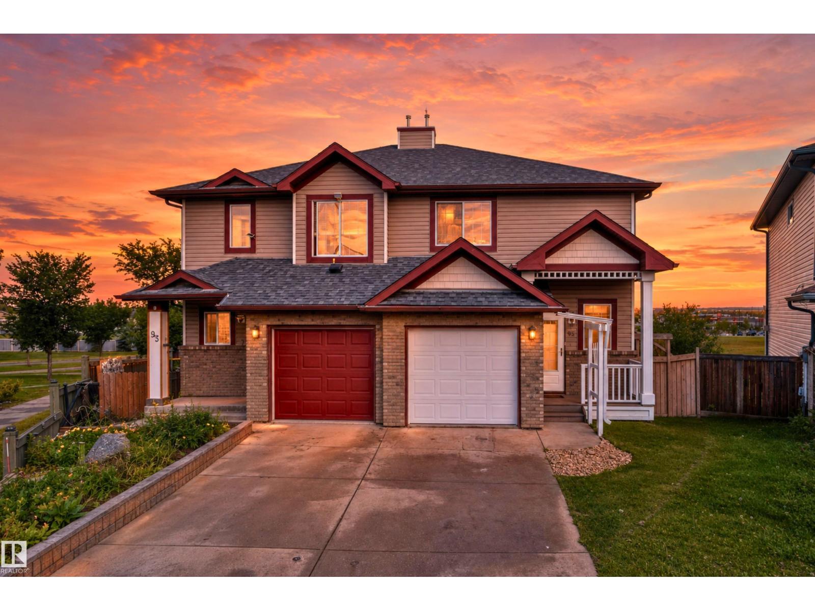 95 VENTURA ST, Spruce Village, Spruce Grove photo 1
