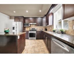 7032 195a Street, Surrey, BC V4N5Z2 Photo 8