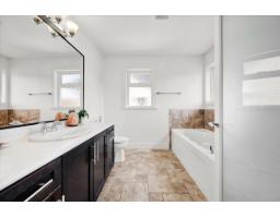 7032 195a Street, Surrey, BC V4N5Z2 Photo 17