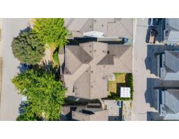 7032 195a Street, Surrey, BC V4N5Z2 Photo 35
