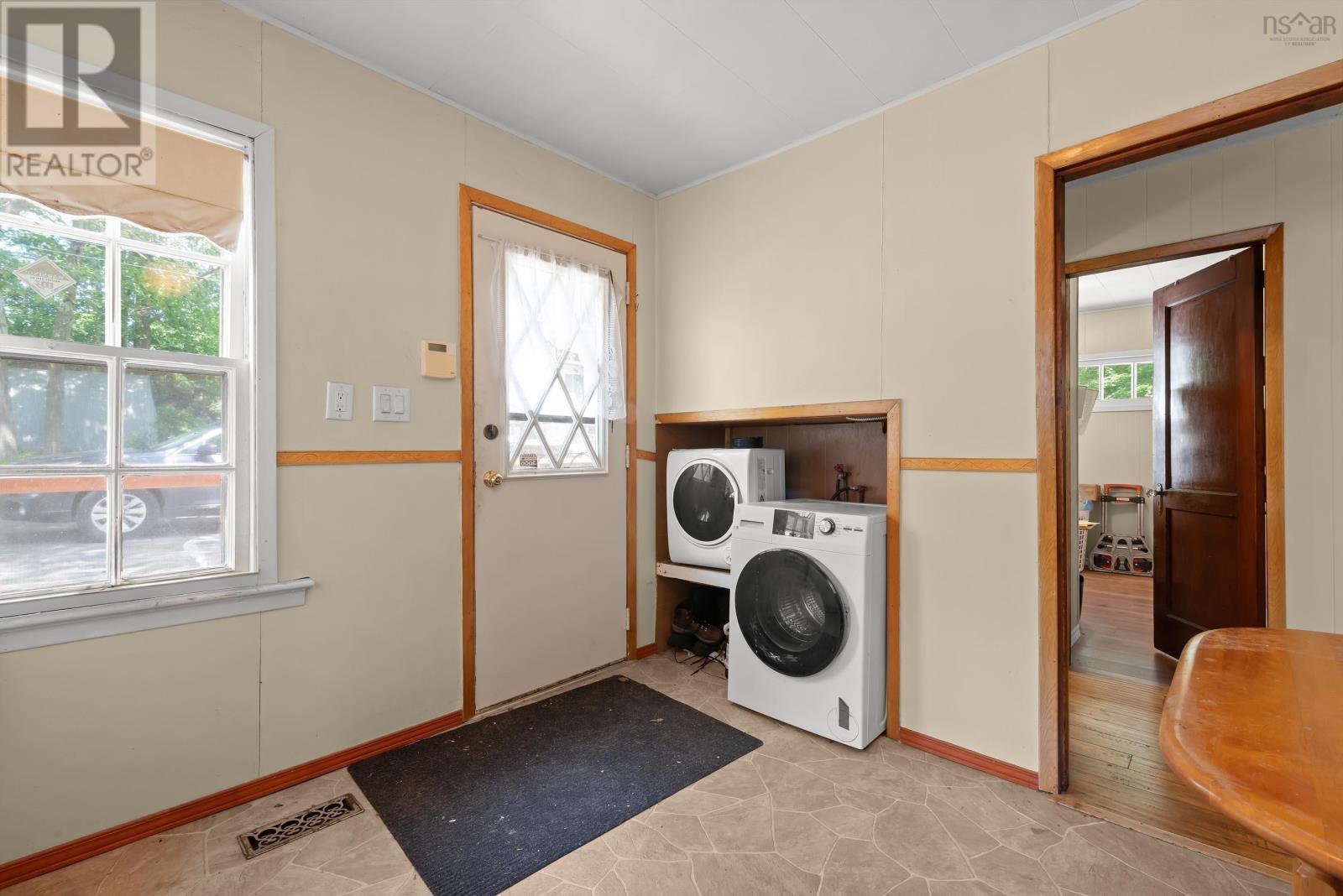 380 Rocky Lake Drive - 10