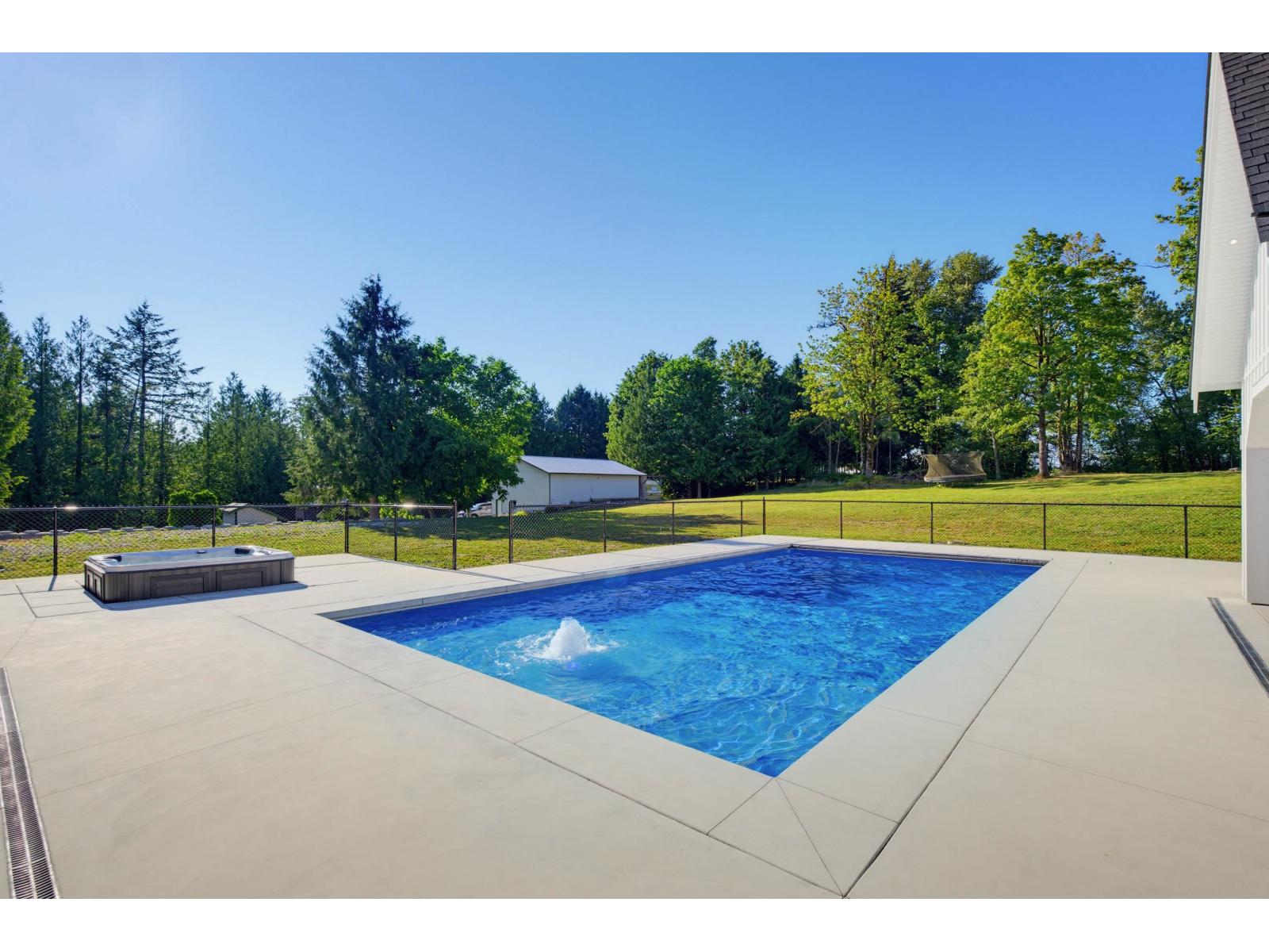 23407 24 AVENUE, Langley