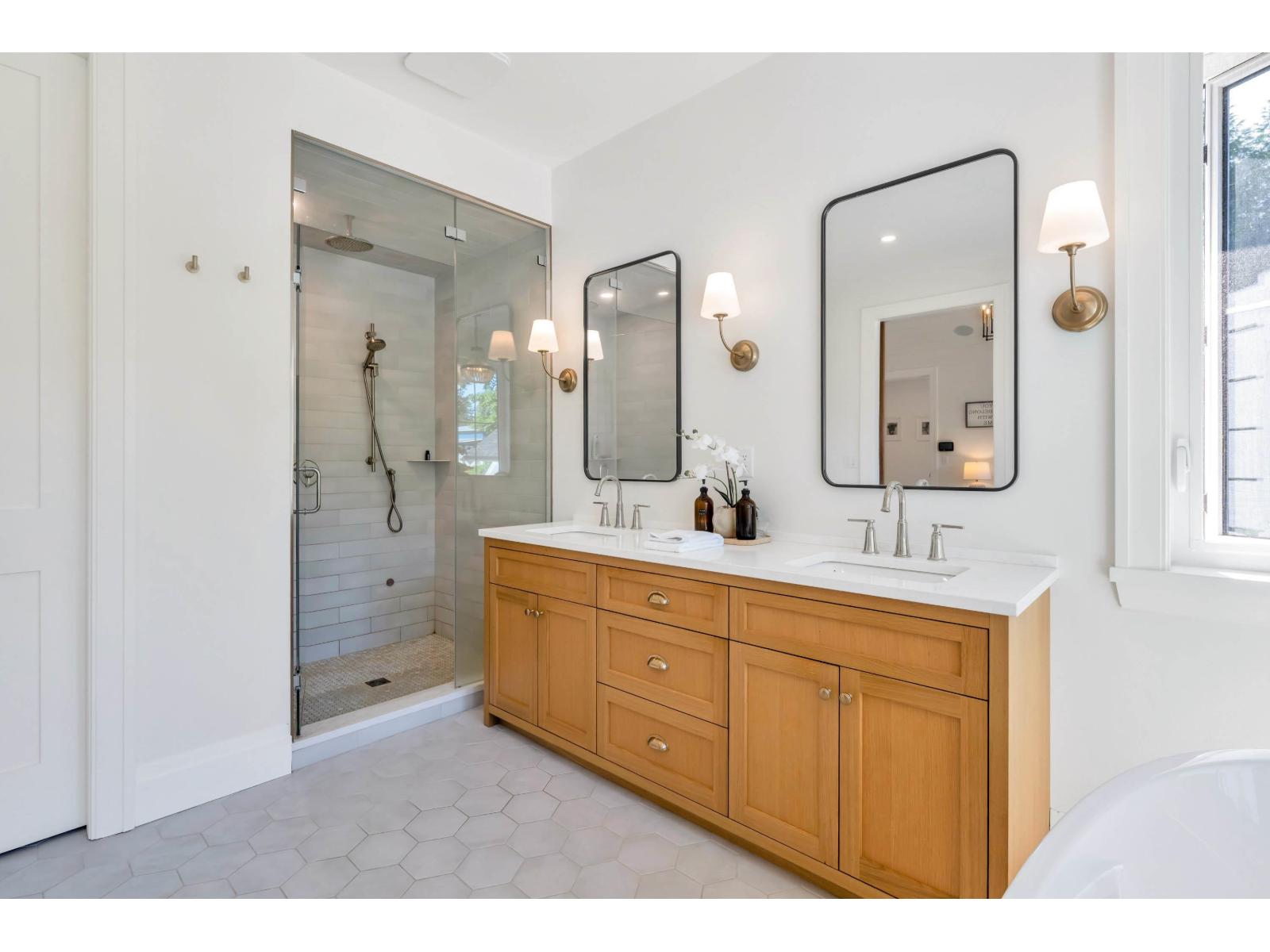 23407 24 AVENUE, Langley